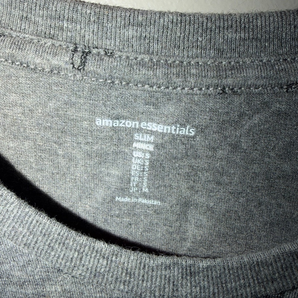 Amazon Essentials Gray Cactus Pattern T-Shirt - Picture 4 of 6